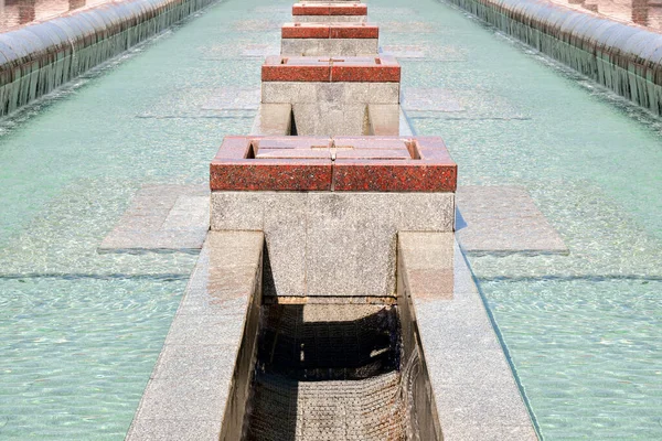 City Fountain Water Flowing — Stock Photo, Image