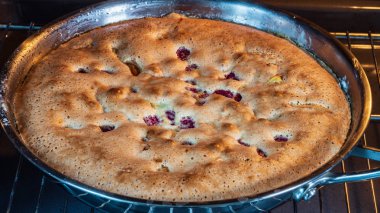 pişmiş pasta ahududu yakın 