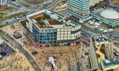 gündüz geleneksel binalar ile şehrin havadan görünümü