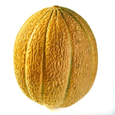 Sarı kavun siyah arka planda yatar, sebze hasadı.                               