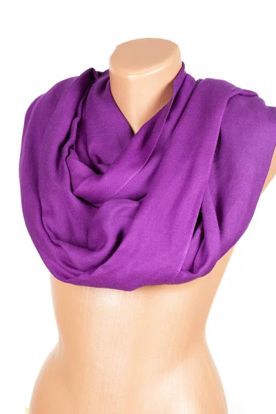 模特在白色背景上孤立的淡紫色围巾. — 图库照片