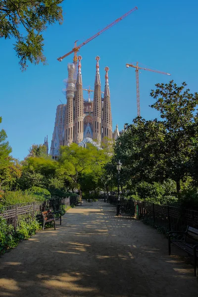 Базиліка Святого Сімейства. Барселона, Іспанія — стокове фото