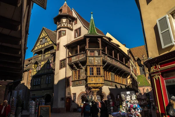 Gatorna i Colmar, Grand Est Alsace på våren — Stockfoto