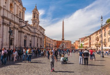 Roma'daki Piazza Navona'daki St. Agnieszka Kilisesi