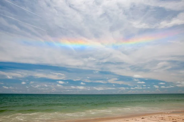 Iriserende Wolk Boven Atlantische Oceaan — Stockfoto