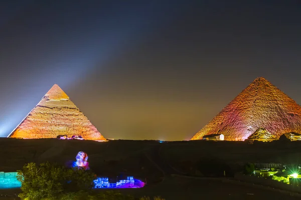 Büyük Giza Piramidi Gece Aydınlandı Unesco Dünya Mirası Alanı Kahire — Stok fotoğraf