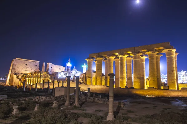 埃及卢克索 教科文组织世界遗产所在地 日落时的卢克索古寺 — 图库照片