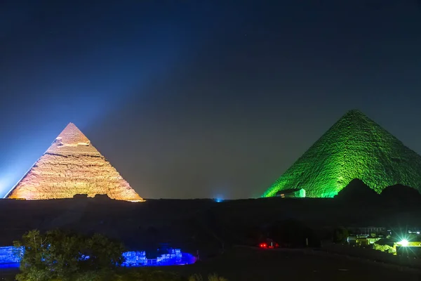 Grote Piramide Van Gizeh Nachts Verlicht Unesco Werelderfgoed Caïro Egypte — Stockfoto