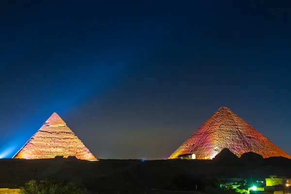 Velká Pyramida Gíze Osvětlená Noci Místo Světového Dědictví Unesco Káhira — Stock fotografie