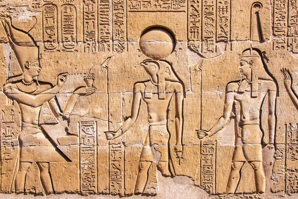 Antik Kom Ombo Tapınağı, Aswan, Mısır.