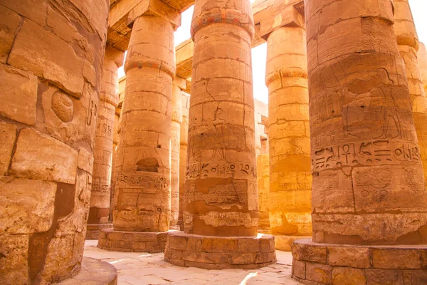 Antik Karnak Tapınağı, UNESCO Dünya Mirası Alanı, Luxor, Mısır.