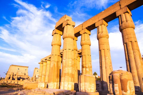 Oude Luxor Tempel Bij Zonsondergang Unesco Werelderfgoed Luxor Egypte — Stockfoto