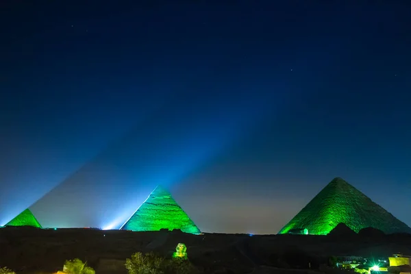 Velká Pyramida Gíze Osvětlená Noci Místo Světového Dědictví Unesco Káhira — Stock fotografie