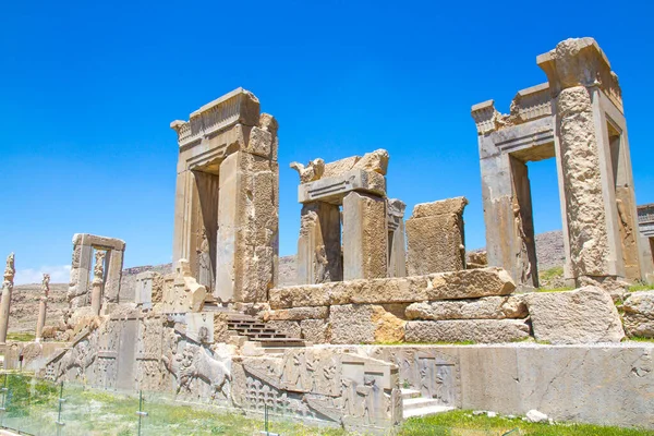 Persepolis ve Necropolis 'in tarihi kalıntıları - UNESCO Dünya Mirası sahası, Şiraz, İran