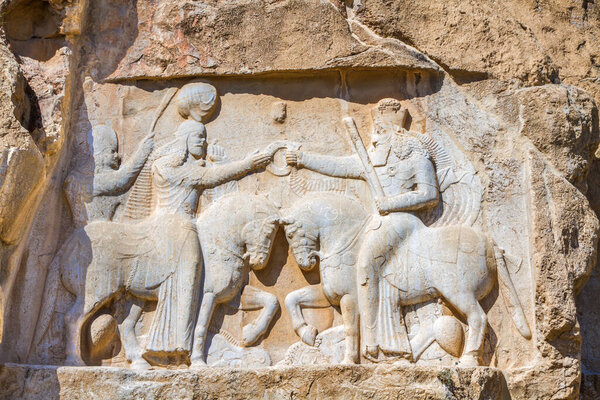 Древние руины Персеполиса и некрополя - объект Всемирного наследия ЮНЕСКО, Шираз, Иран
