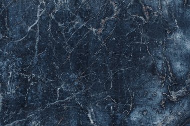 Çizikler ve çatlaklar ile taş doku parçası. Doğal arka plan.