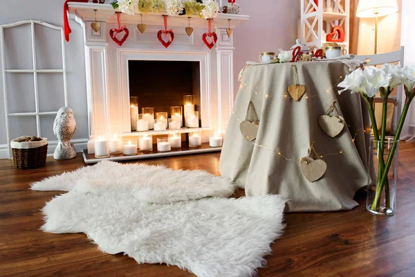 Interior Para Celebración San Valentín Ambiente Acogedor Romántico Una Habitación —  Fotos de Stock