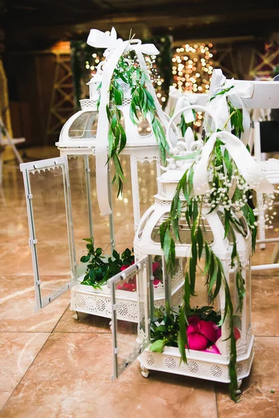 Beautiful Large Candles Stand Floor Decorated Flowers Wedding — Stock Photo, Image