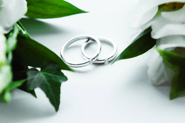 Beautiful Wedding Rings Made White Gold Diamonds — Stock Photo, Image