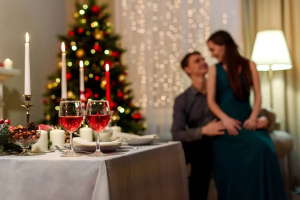 Christmas Laid Table Happy Young Family Background Sitting Next Holiday — Stock Photo, Image