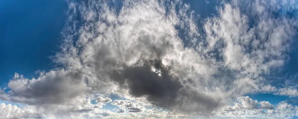 Awan Gelap Yang Fantastis Komposisi Langit Alami Panorama Yang Luas — Stok Foto