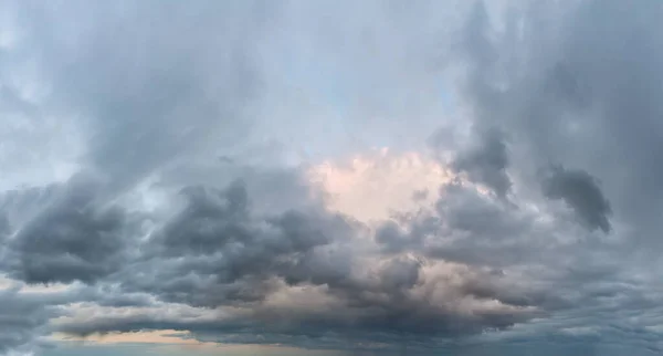 Fantásticas Nuvens Suaves Nascer Sol Composição Natural — Fotografia de Stock