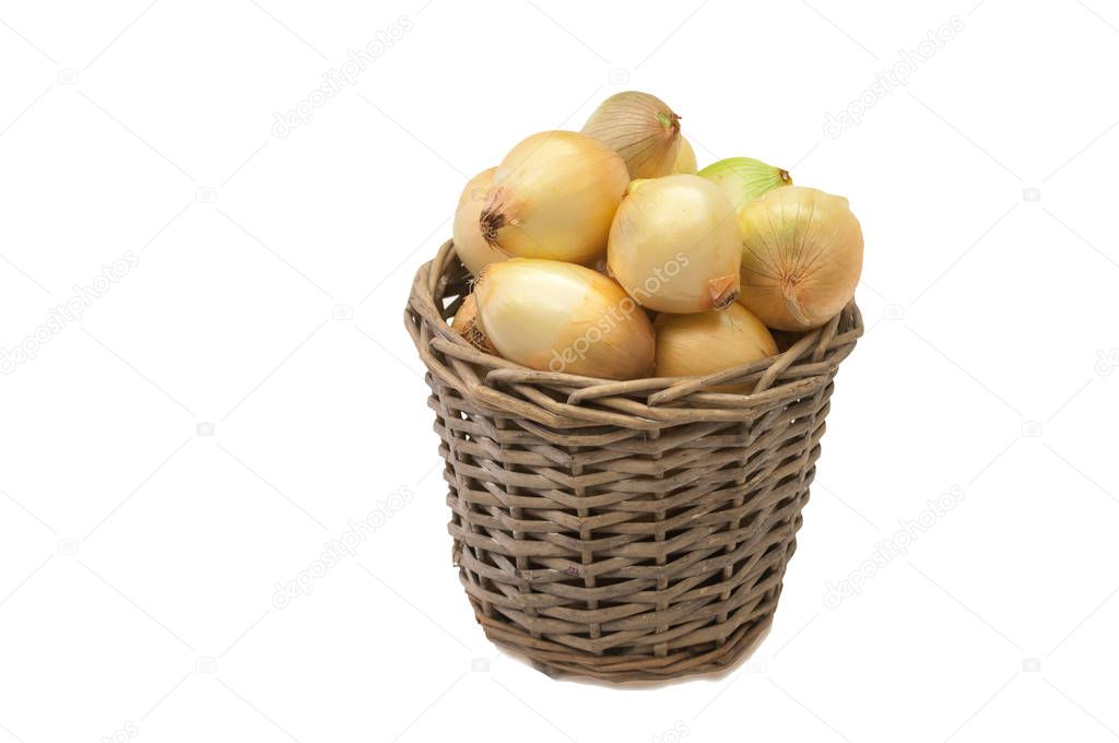 wicker basket with fresh onions