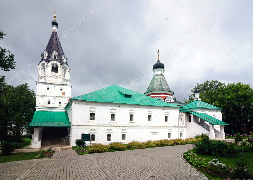 Church of the Protection of the Theotokos in the Alexandrovskaya village.