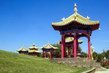 Pagoda, Buda Shakyamuni, Budist Tapınağı Elista'altın mesken.