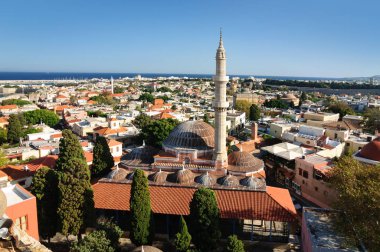 Rodos 'un eski kentinde bulunan Süleyman Camii, Osmanlı döneminin tarihi anıtıdır..