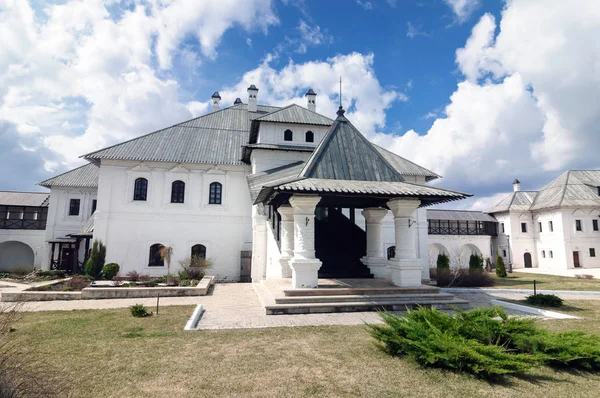 Свято-Николаевский монастырь, г. Свияжск, Республика Татарстан . — стоковое фото