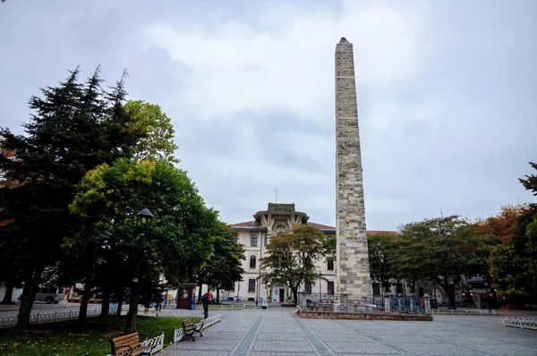 Konstantin Dikili Taşı, İstanbul, Türkiye 'de bir dönüm noktasıdır.