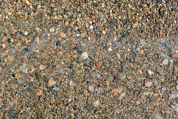 Top Uitzicht Kiezelstenen Aan Rand Van Het Meer Achtergrond — Stockfoto