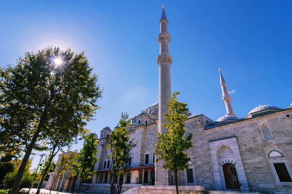 Fatih Camisi Türkiye Nin Stanbul Kentinde Inşa Edilen Ilk Büyük — Stok fotoğraf