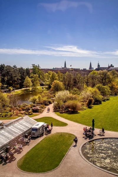 Copenhagen Dinamarca Mayo 2018 Vista Aérea Árboles Estanques Parque Personas — Foto de Stock