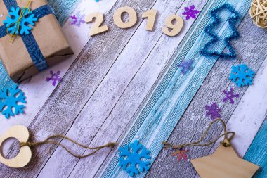 Sunni Noel zamanı. mavi rustik tarzı dekorasyon