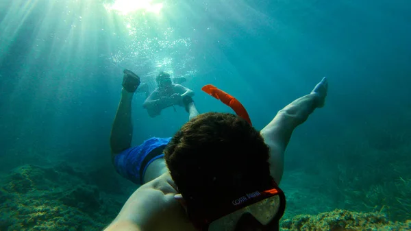 Vivir Bajo Agua Peces Coral Paisajes Agradables Agua Azul Clara —  Fotos de Stock