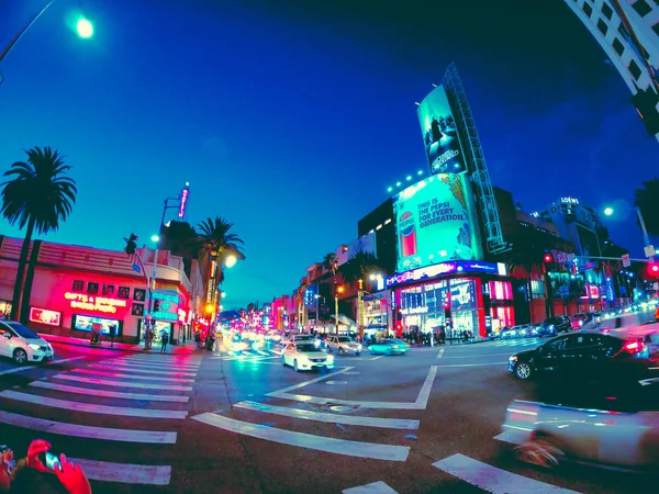 Leuke nacht uitzicht over stad in Californië — Stockfoto