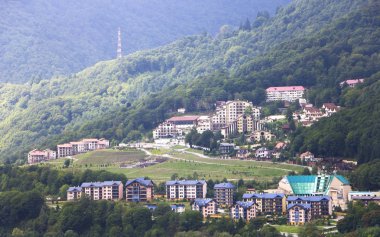 Kayak Merkezi, sonbahar görünümü. Rusya, Sochi