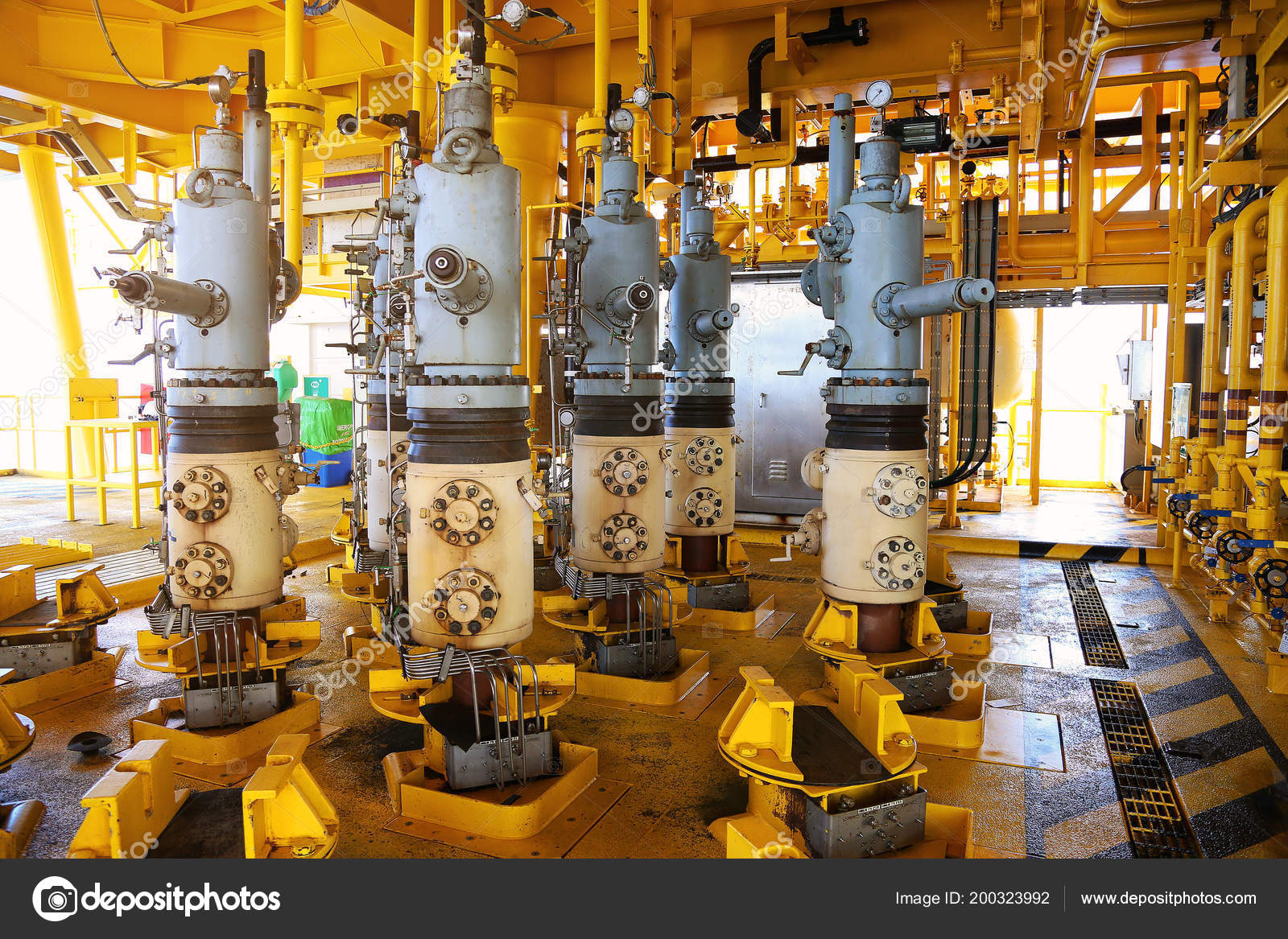 Manifold Line Oil Gas Production Which Controlled Program Technician