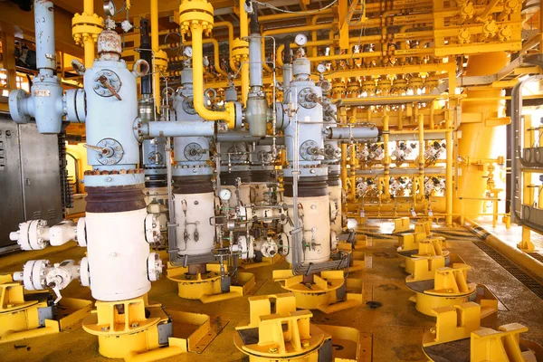Línea Del Colector Producción Del Petróleo Del Gas Que Controlada —  Fotos de Stock