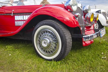 Kiev, Ukrayna - 10 Mayıs 2019: Kırmızı vintage nadir araba