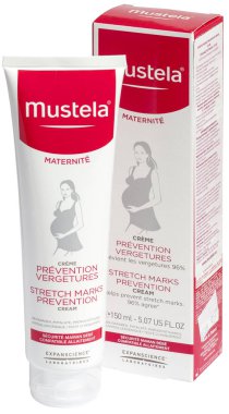 Kiev, Ukrayna - 19 Eylül 2019: Hamile kadınlar için Mustela kremi.