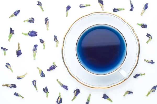 健康的な飲み物 白い磁器カップの白い背景に体重減少のためのチャン舒淇紫の花茶 — ストック写真