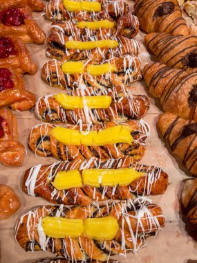 Piyasada Puff tatlı hamur işleri