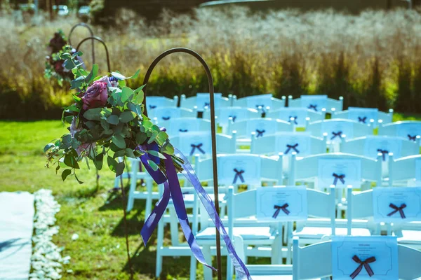 Menteşeli çiçek yolu - açık dekorasyon düğün