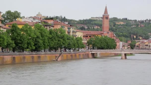 Verona és a folyó Adige, Olaszország — Stock videók