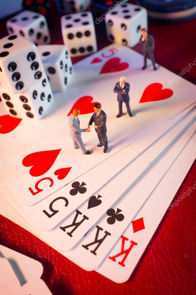 how to deal casino card game