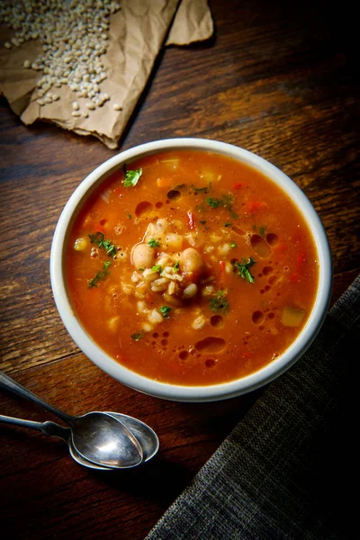 Sopa Legumes Farro Saudável Mesa Madeira Rústica — Fotografia de Stock