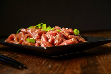 Ham Marine Korece Barbekü sığır Bulgogi karanlık moody aydınlatma